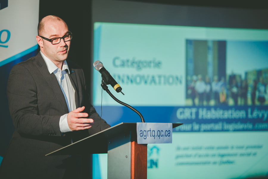Monsieur Alain Marcoux, directeur général du GRT Habitation Lévy lors de son allocution de remerciement